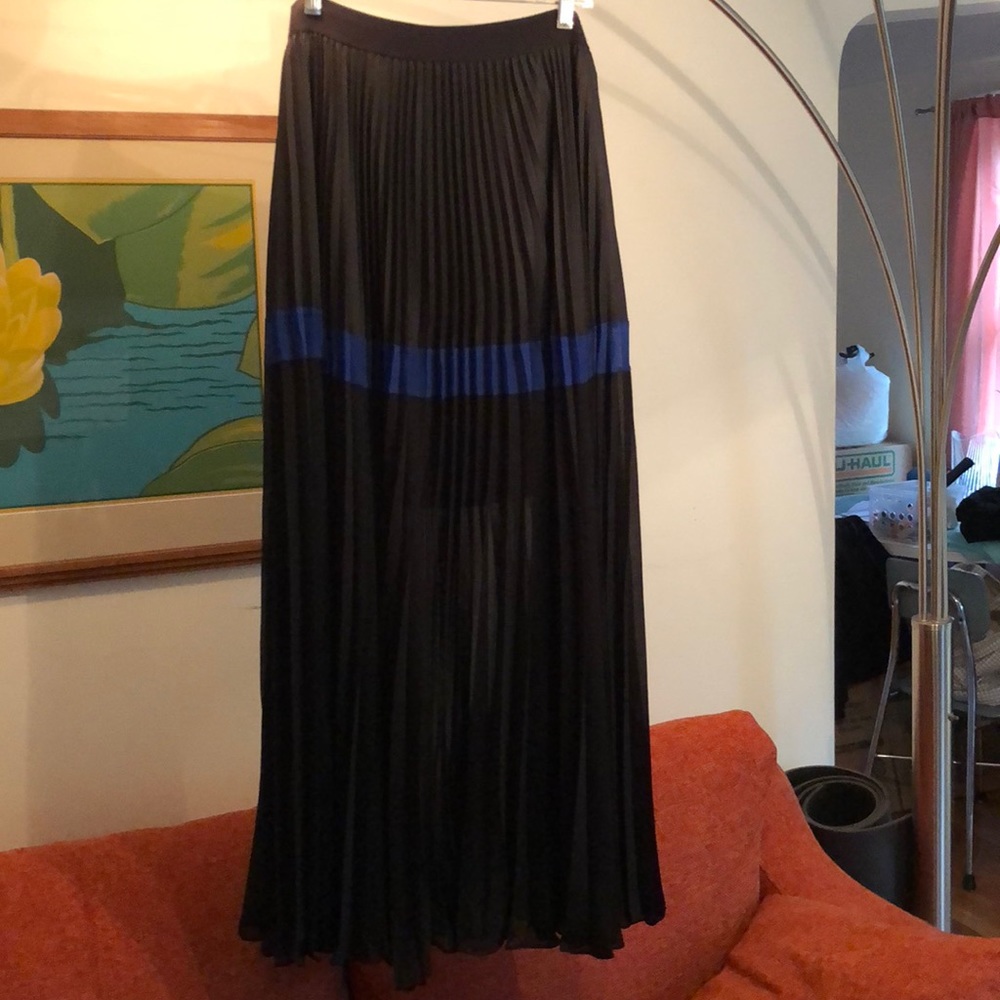 BCBG MAX AZRIA MAXI SKIRT MEDIUM